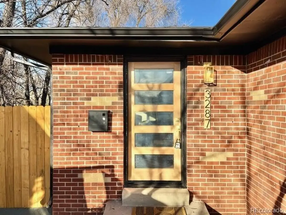 3287 N Krameria St, Denver, CO 80207 - #1