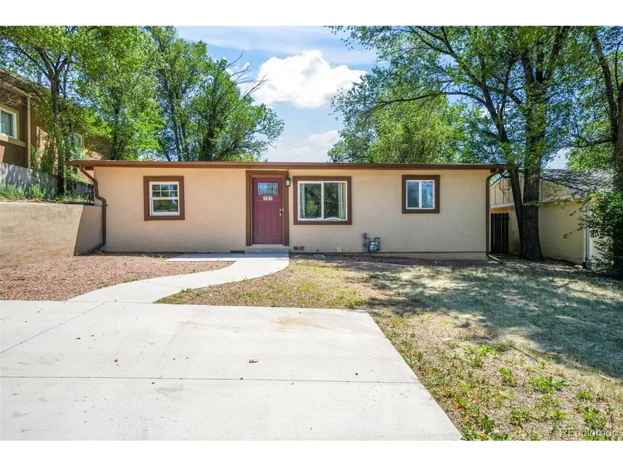 727 E Rio Grande St, Colorado Springs, CO 80903 - #2