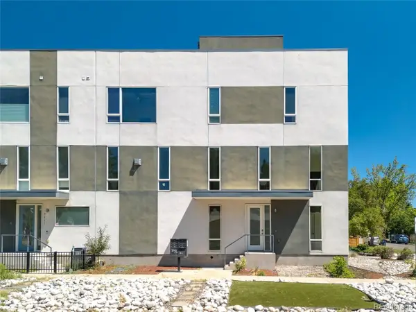 3207 W 17th Ave, Denver, CO 80204