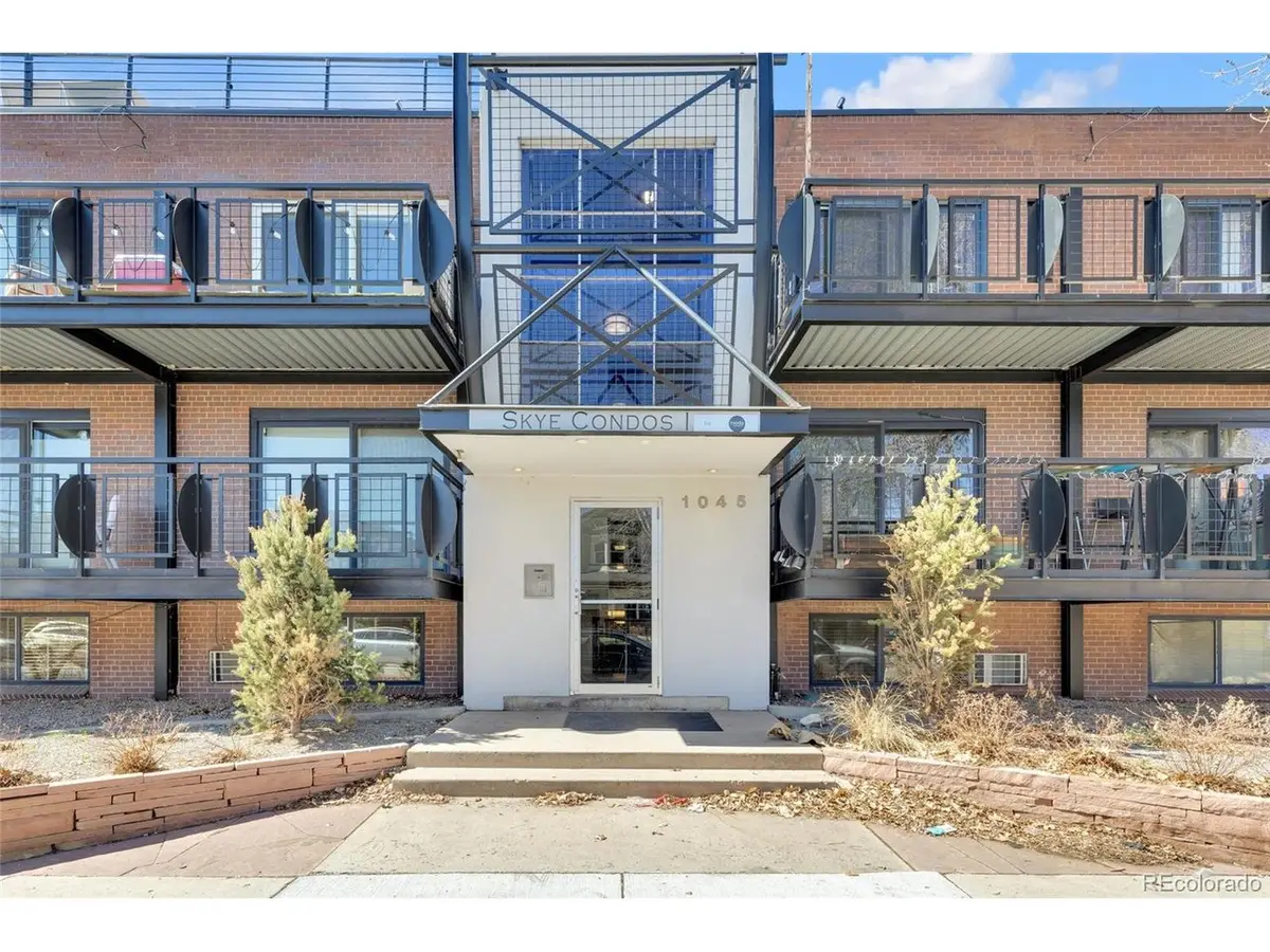 1045 N Clarkson St #207, Denver, CO 80218 - #1
