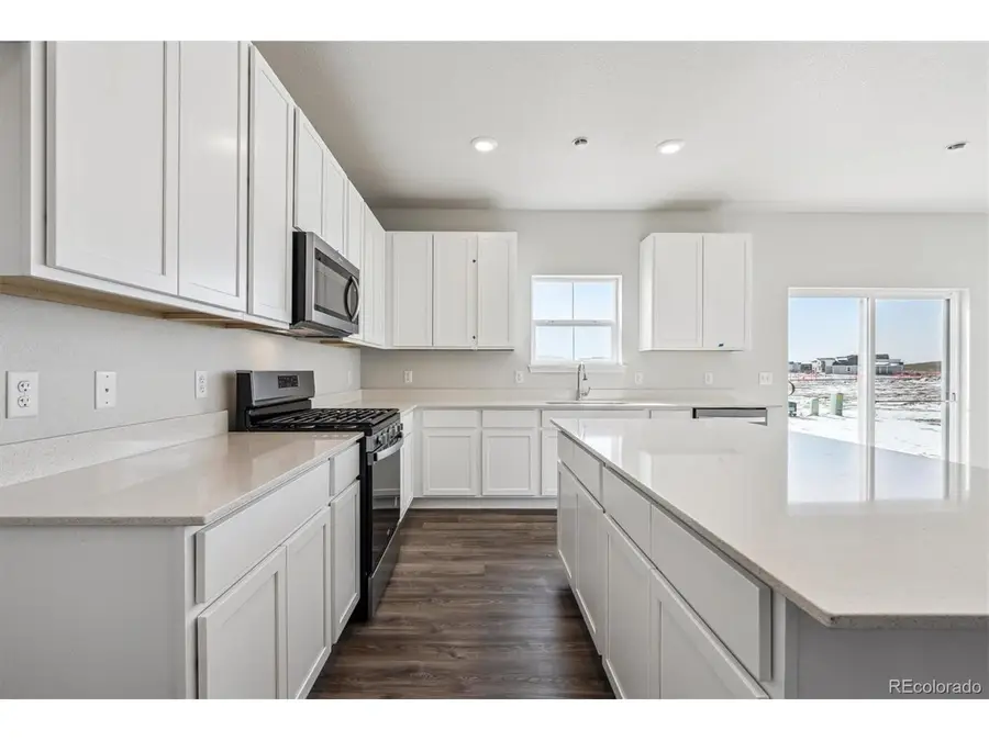 9424 Danube St, Commerce City, CO 80022 - Image #3