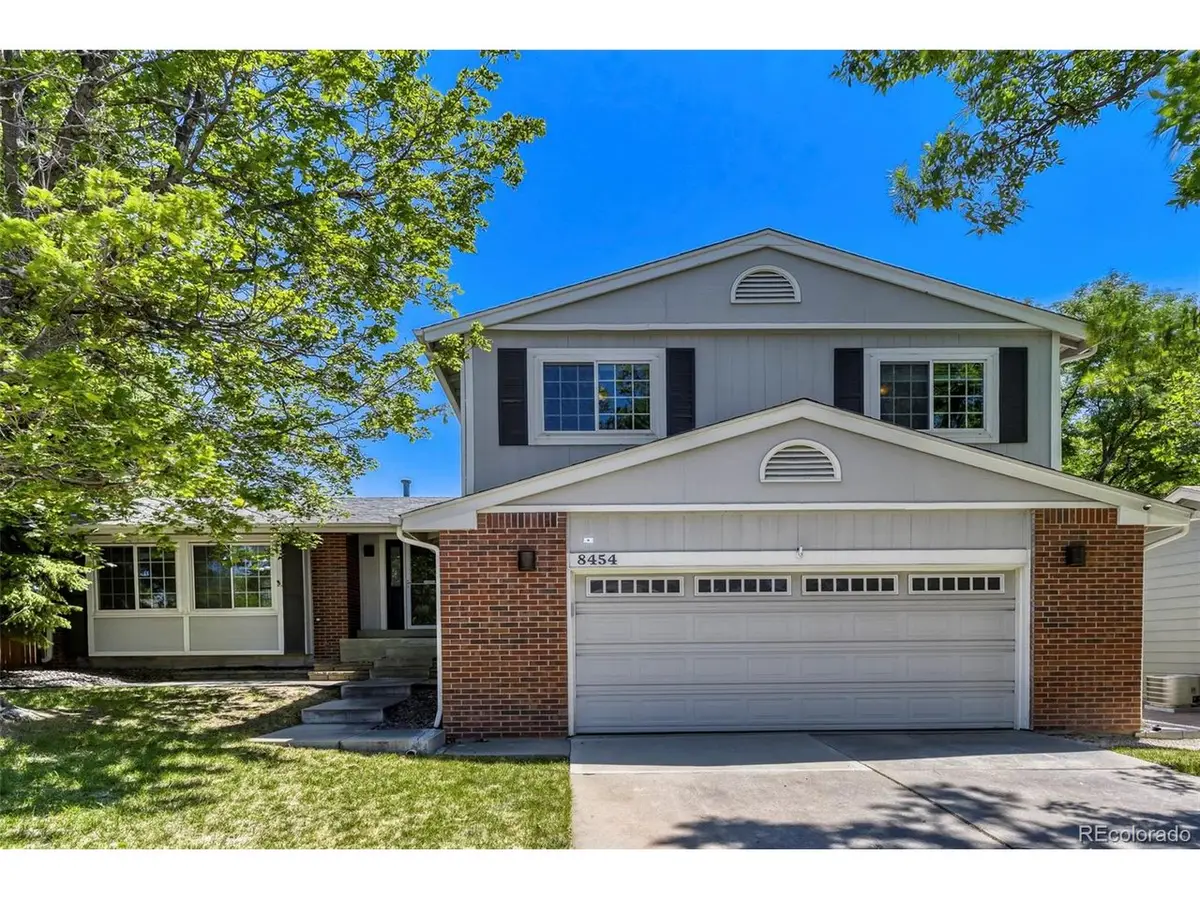 8454 Tanglewood St, Littleton, CO 80126 - #1