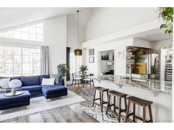 888 S Reed Ct #B, Lakewood, CO 80226