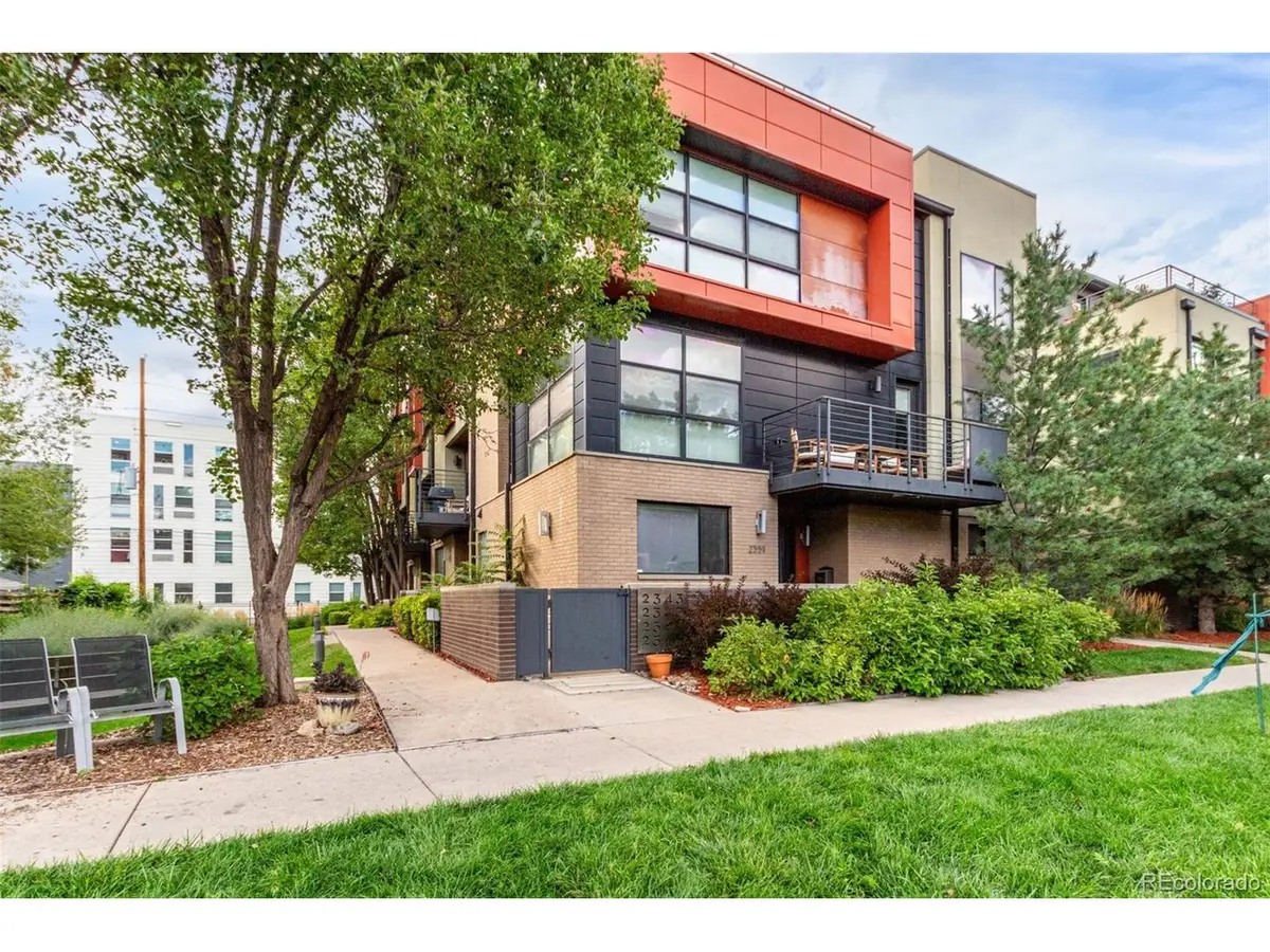 2347 Glenarm Pl, Denver, CO 80205 - #1