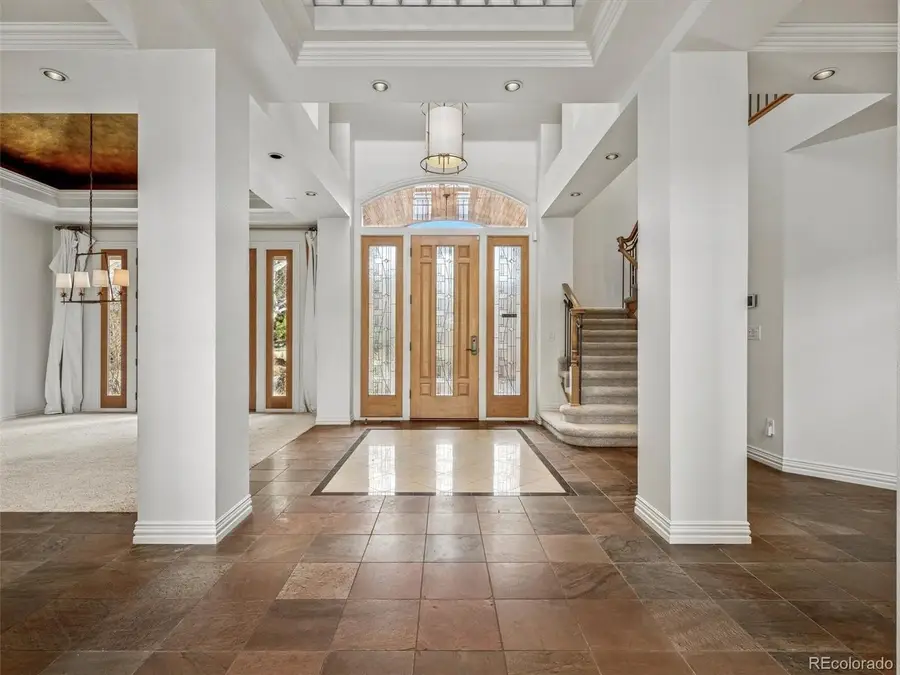 5701 S Aspen Ct, Greenwood Village, CO 80121 - Image #3