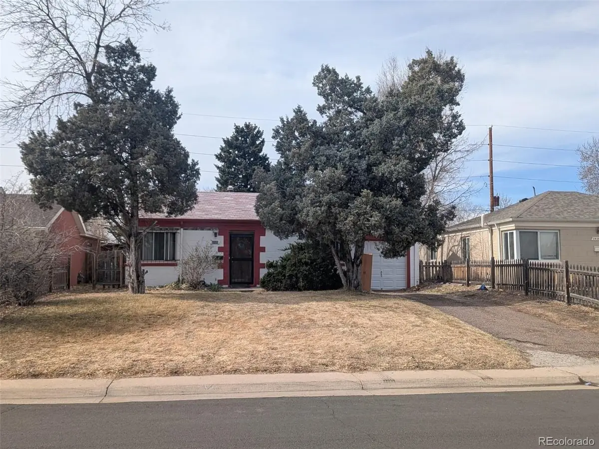 2925 Pontiac St, Denver, CO 80207 - #1
