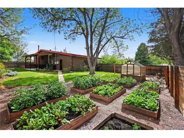 1890 S Monaco Pkwy, Denver, CO 80224