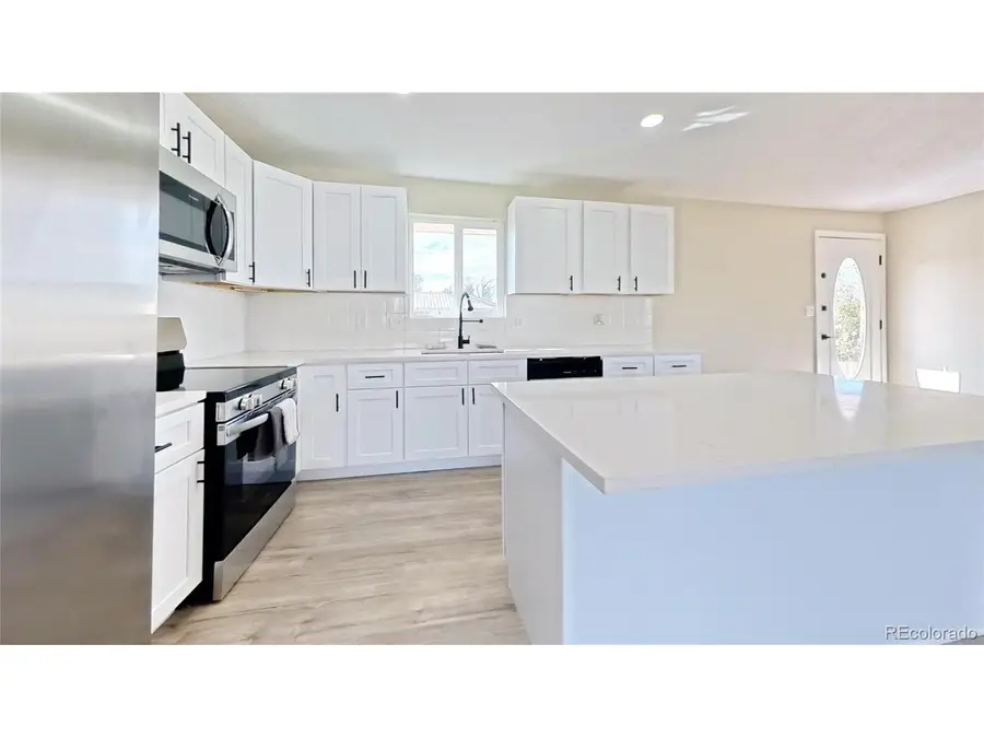 432 3rd Ave, Deer Trail, CO 80105 - #3