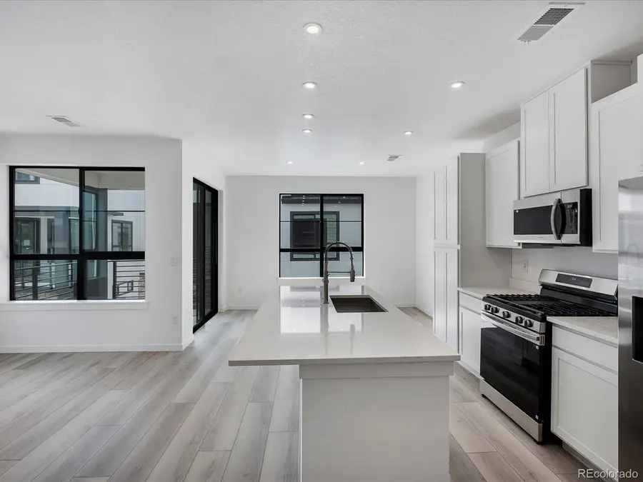 2024 S Holly St #3, Denver, CO 80222 - #3