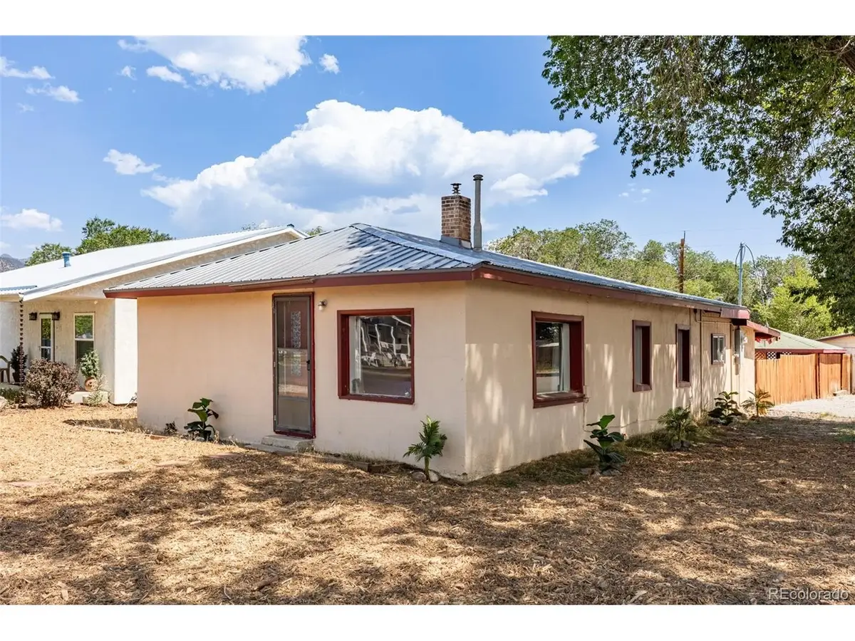 947 J St, Salida, CO 81201 - #1