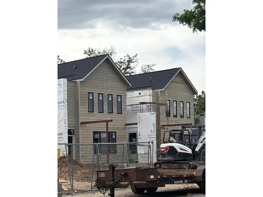 3594 Grape St #1, Denver, CO 80207 - #2