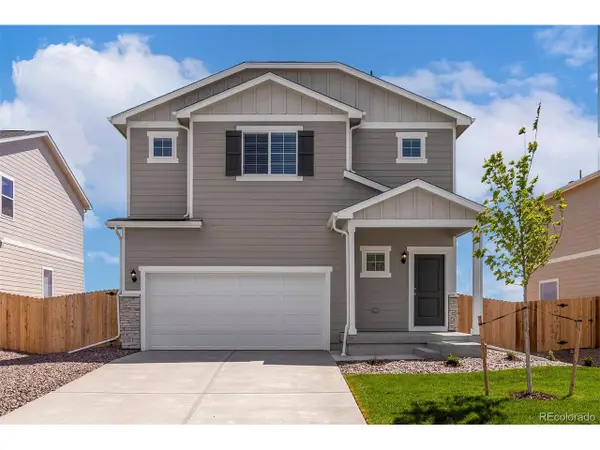 48250 Shetland Dr, Bennett, CO 80102