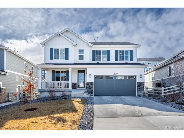 27444 E Roxbury Pl, Aurora, CO 80016