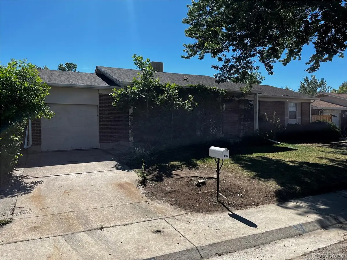 4950 Quentin St, Denver, CO 80239 - #1