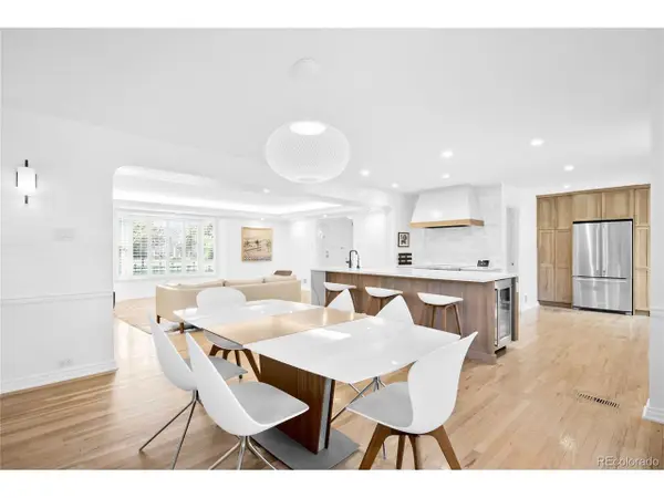 2212 Monaco St, Denver, CO 80207