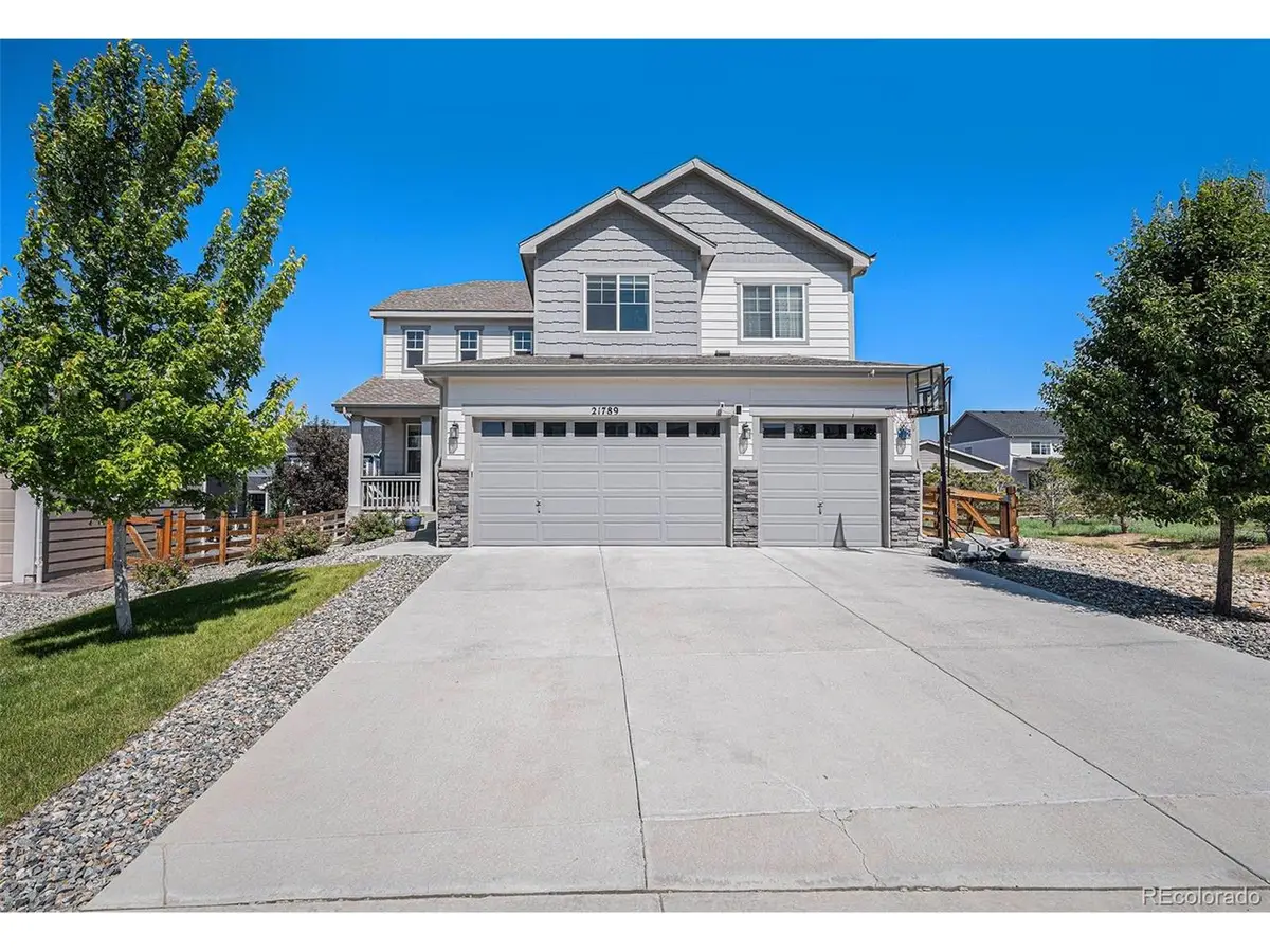 21789 E Tufts Dr, Aurora, CO 80015 - Image #1