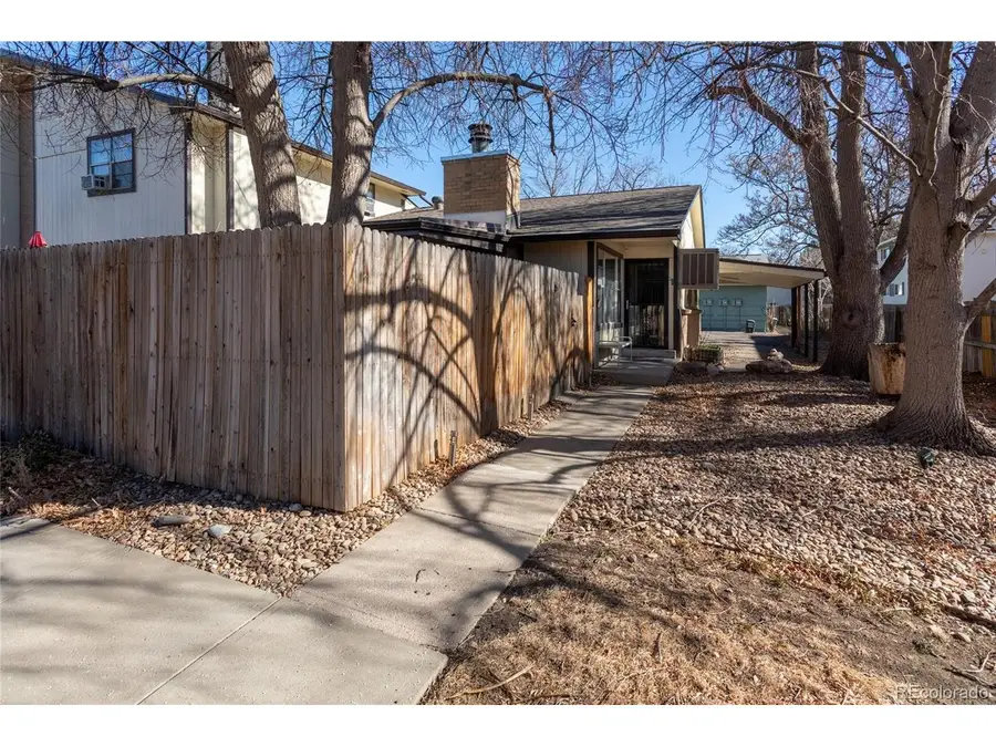 4 Nome Way #D, Aurora, CO 80012 - #2