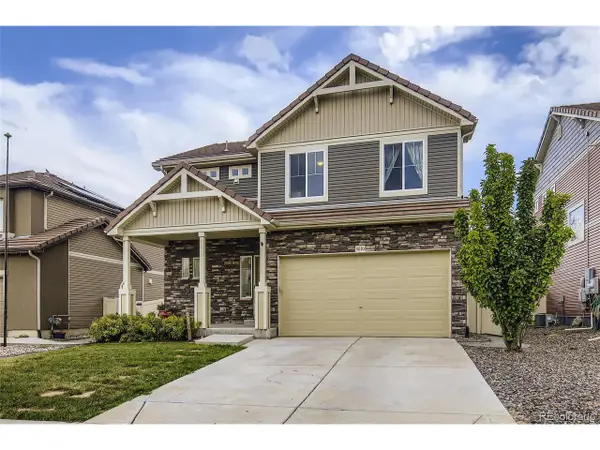 5010 Eaglewood Ln, Johnstown, CO 80534