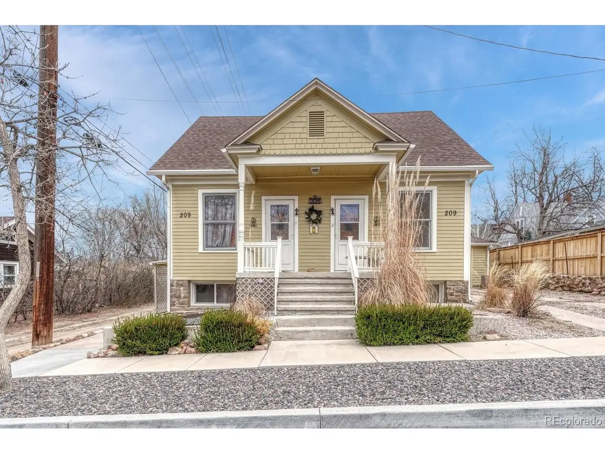 209 N Arcadia St, Colorado Springs, CO 80903 - #1