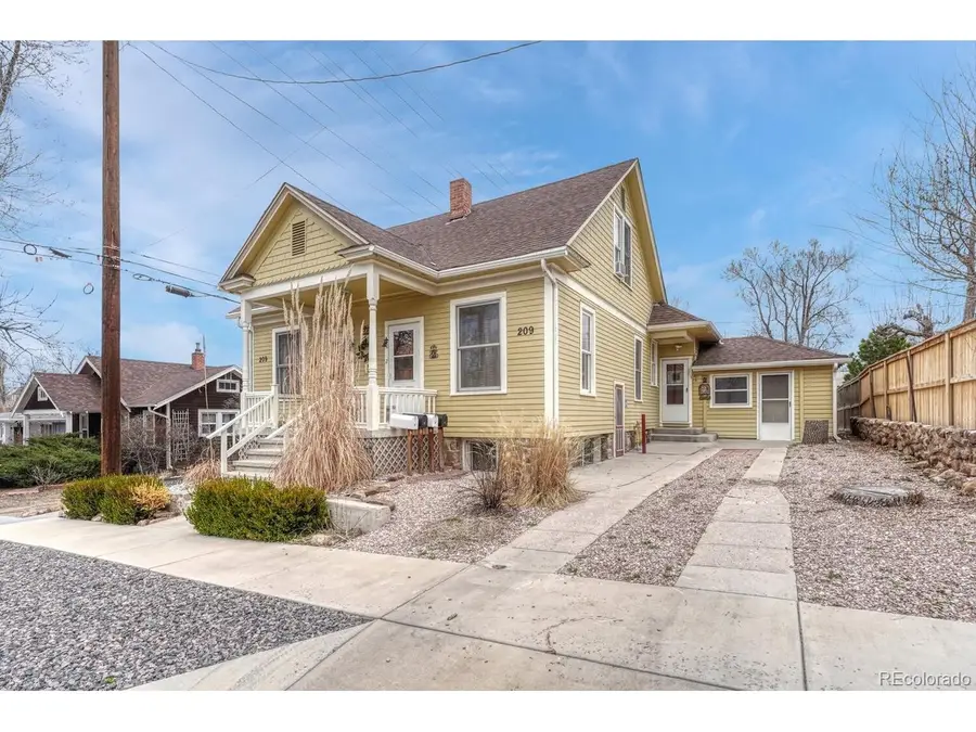 209 N Arcadia St, Colorado Springs, CO 80903 - #2