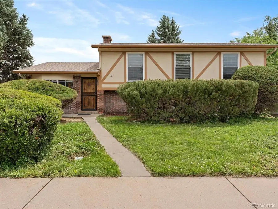 9966 E Elizabeth St, Thornton, CO 80229 - #2
