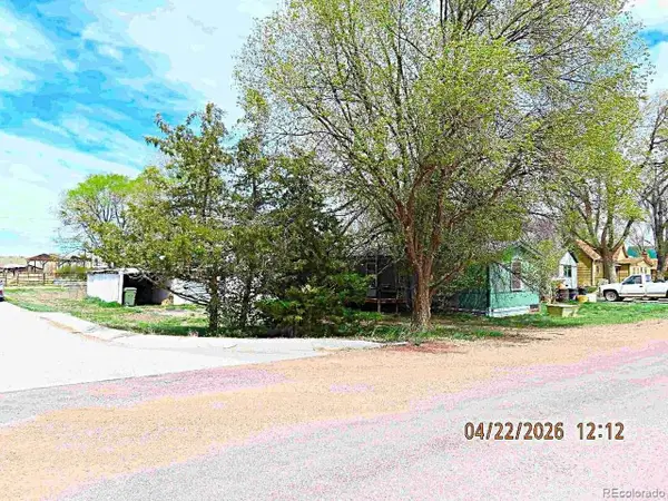 104 Rock Island Ave, Ramah, CO 80832