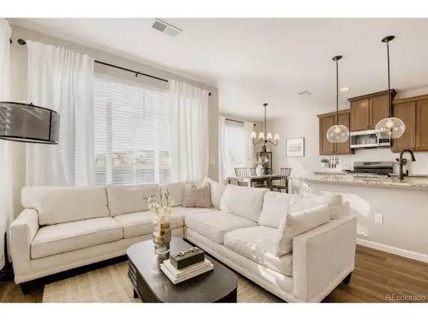 23548 E Ida Dr #B, Aurora, CO 80016