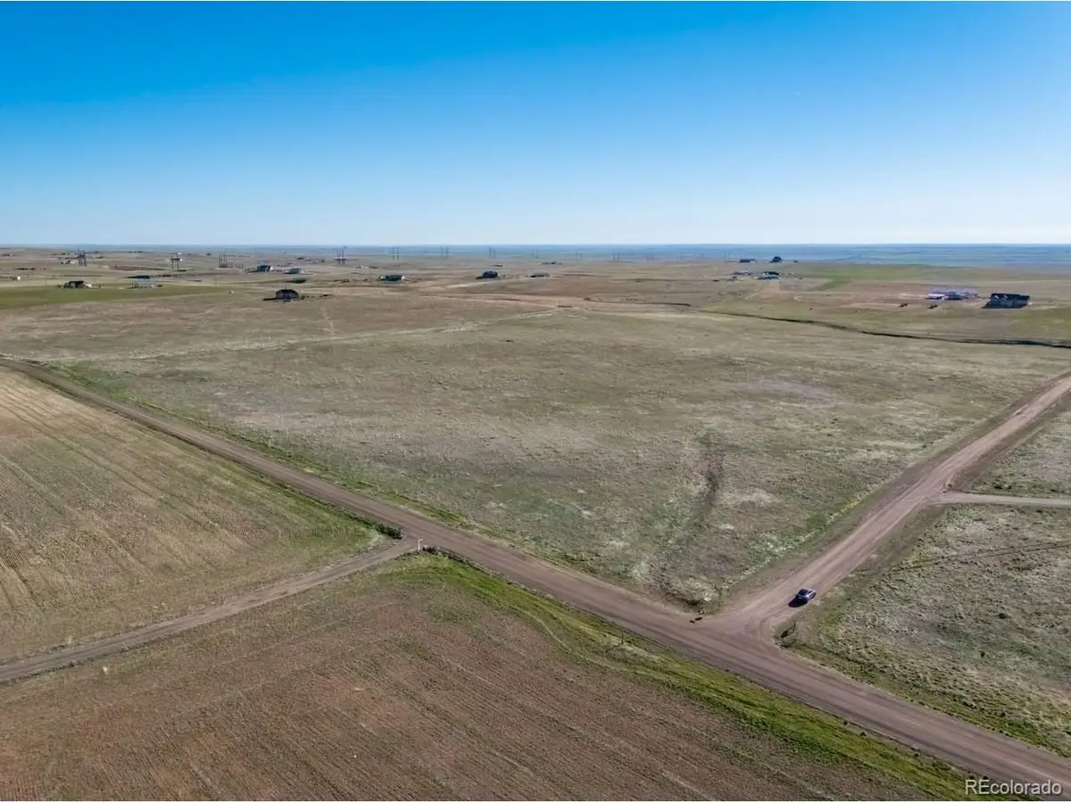 58701 E Lake Pl, Strasburg, CO 80136 - #1