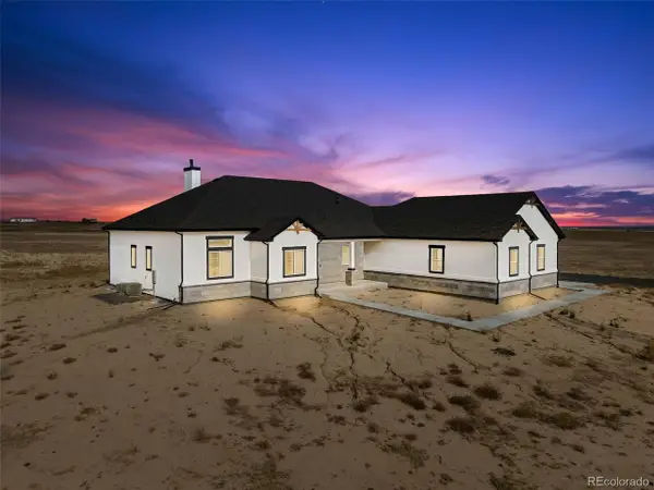 62101 E 32nd Ct, Strasburg, CO 80136