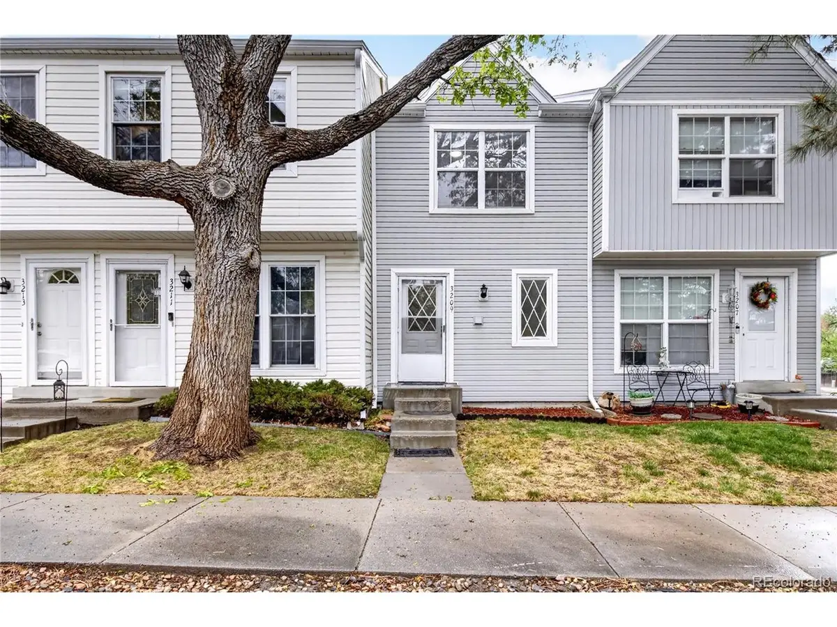 3209 S Estes St, Lakewood, CO 80227 - #1