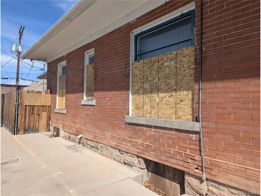 117 W 11th St, Pueblo, CO 81003 - #2