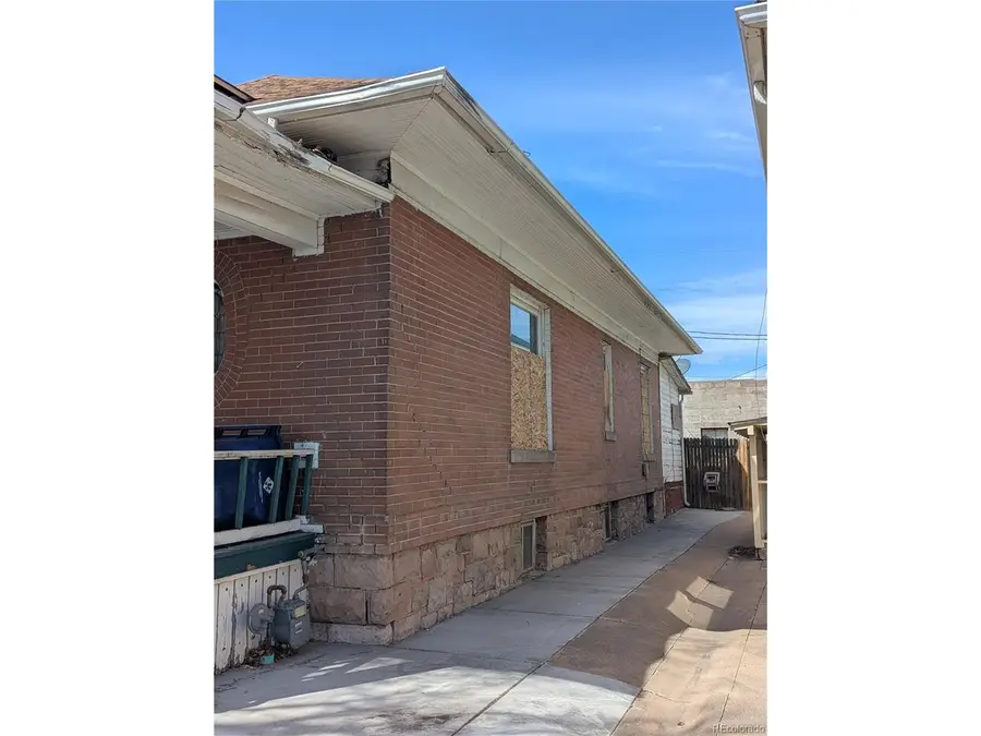 117 W 11th St, Pueblo, CO 81003 - #3