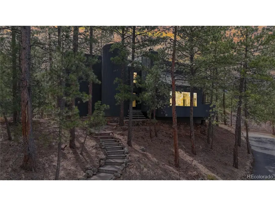 4966 Delaware Dr, Larkspur, CO 80118 - Image #2