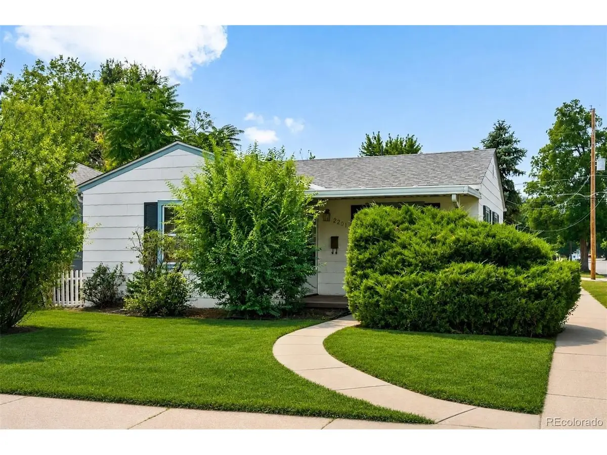 2201 S Franklin St, Denver, CO 80210 - #1