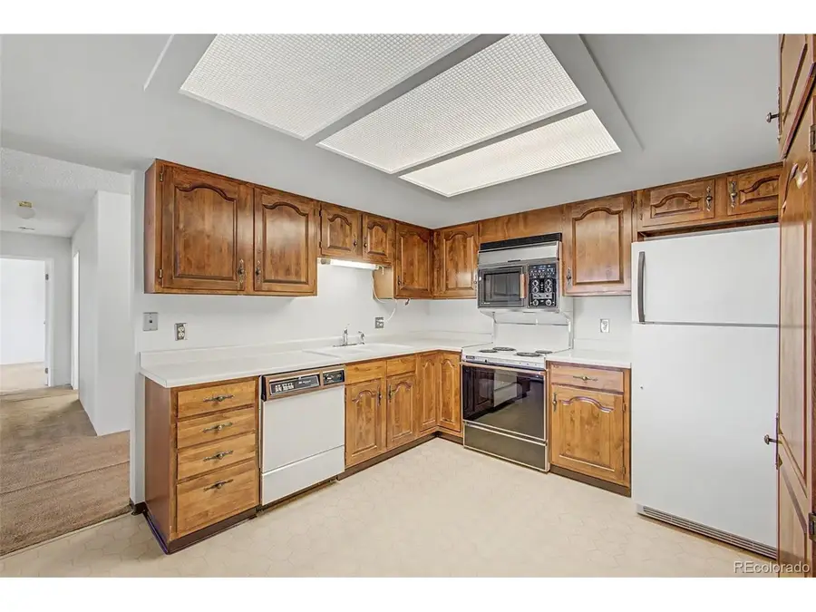 2868 S Heather Gardens Way #210, Aurora, CO 80014 - #2