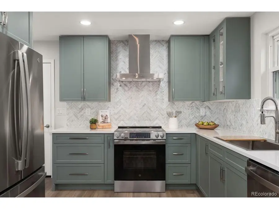 800 Park View Pl, Castle Rock, CO 80104 - #2