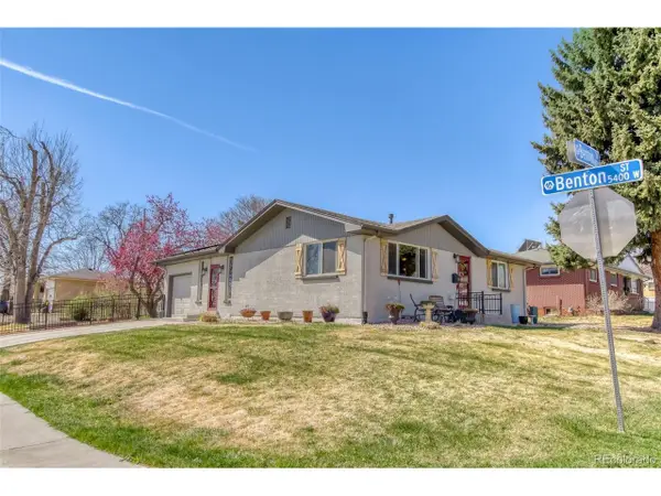 6594 Benton Cir, Arvada, CO 80003