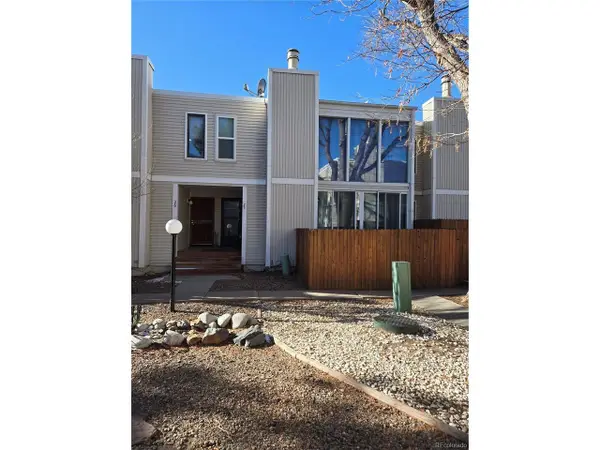 1050 S Monaco Pkwy #25, Denver, CO 80224