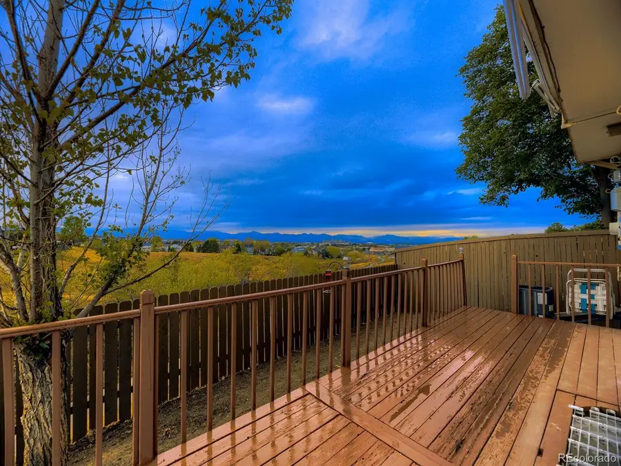 556 Longfellow Ln, Highlands Ranch, CO 80126 - #2