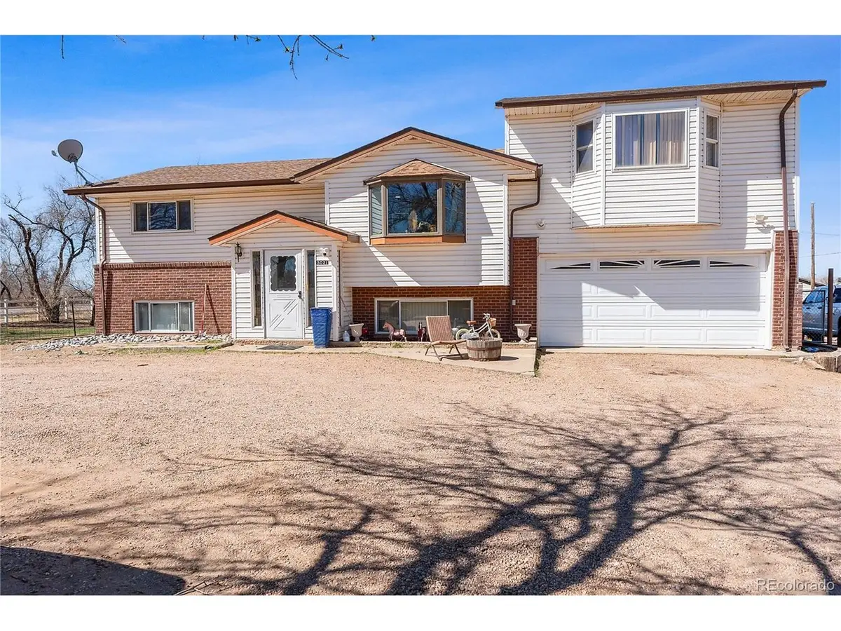 3021 Vantage Dr, Hudson, CO 80642 - #1