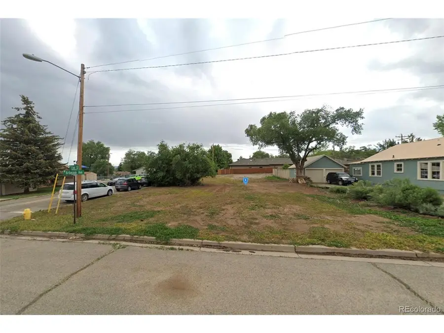 240 N Elm St, Cortez, CO 81321 - #3