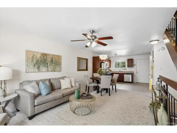 490 E Highline Cir, Centennial, CO 80122