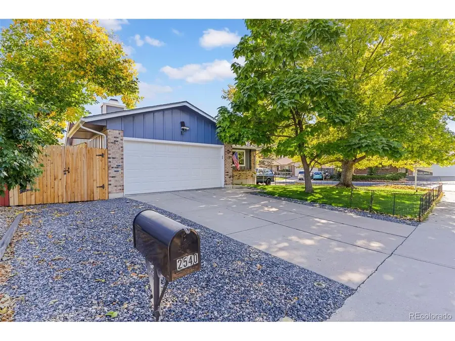 2540 S Deframe St, Lakewood, CO 80228 - Image #2