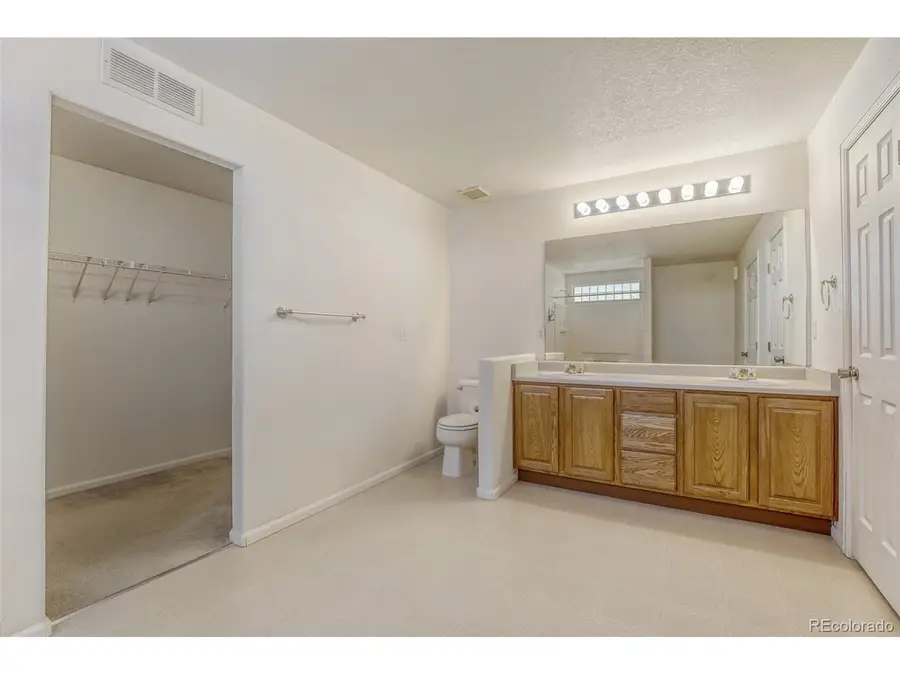 5384 Perth Ct, Denver, CO 80249 - Image #2