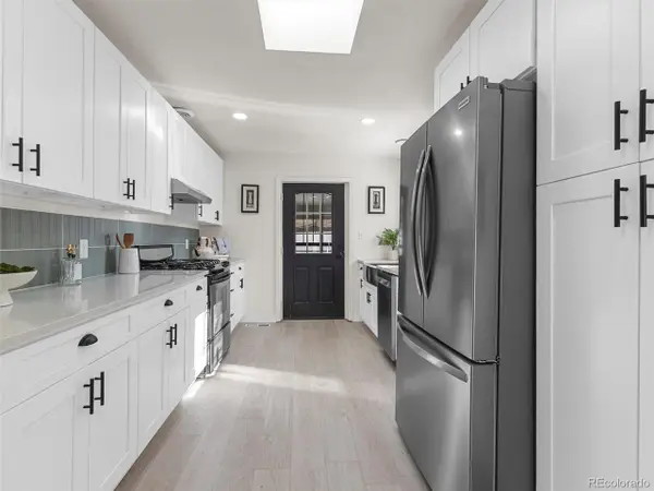 2960 Poplar St, Denver, CO 80207