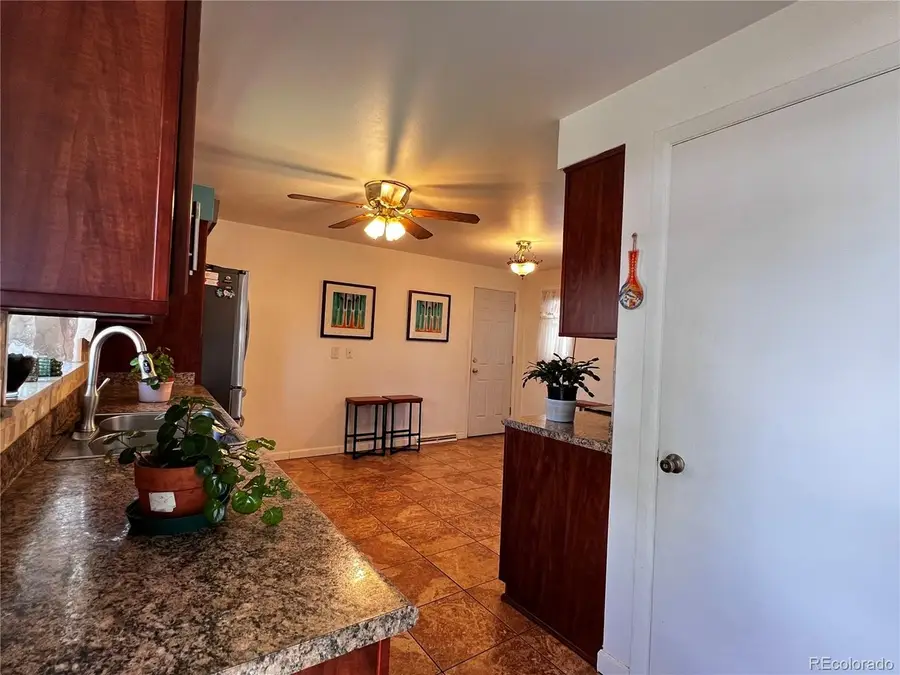 535 Kenton St, Aurora, CO 80010 - #3