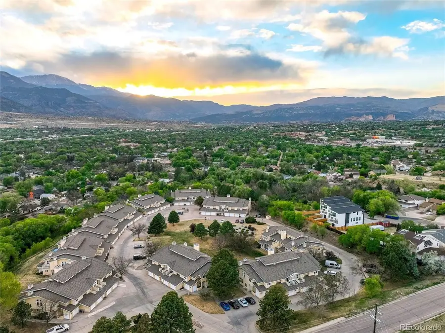 518 Observatory Dr, Colorado Springs, CO 80904 - #3