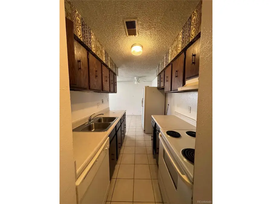 7755 E Quincy Ave #105A6, Denver, CO 80237 - Image #2