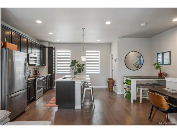 694 E Hinsdale Ave, Littleton, CO 80122