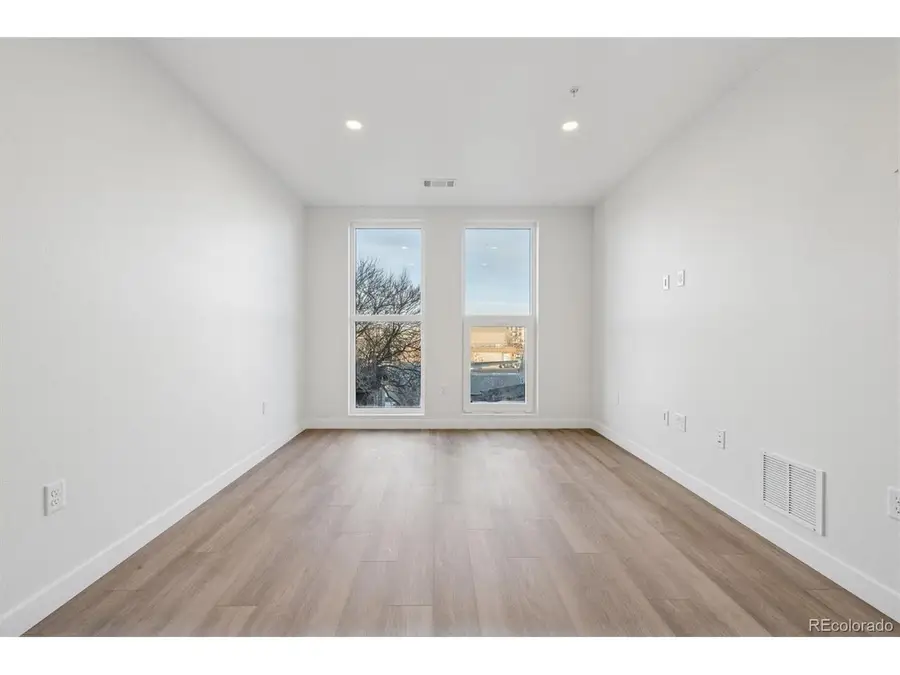 639 29th St #211, Denver, CO 80205 - #2